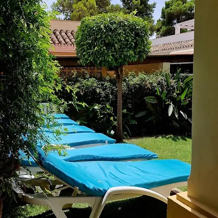 Villa Family Friendly Next To Puerto Banus *